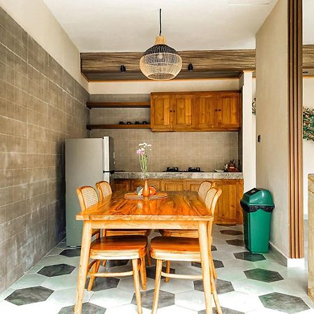 Karunia House Ubud Exterior foto